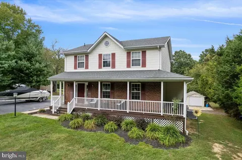 694 Ponds Wood Rd, Huntingtown, MD 20639