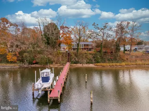 3925 Shamrock Ct, Port Republic, MD 20676