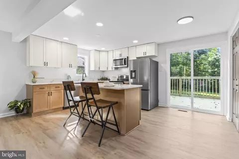 425 Rodeo Rd, Lusby, MD 20657 photo 10