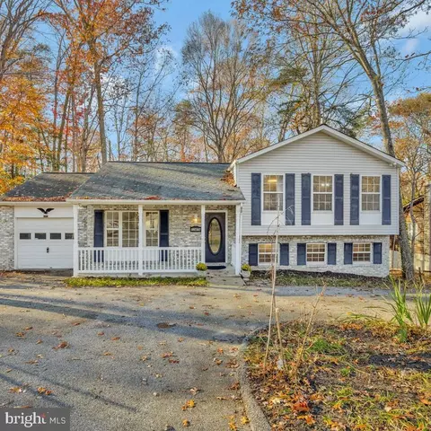 11479 Coronado Ct, Lusby, MD 20657