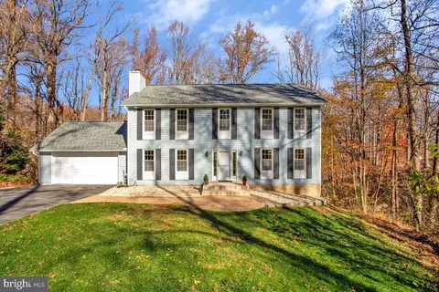 9230 Sam Owings Pl, Owings, MD 20736