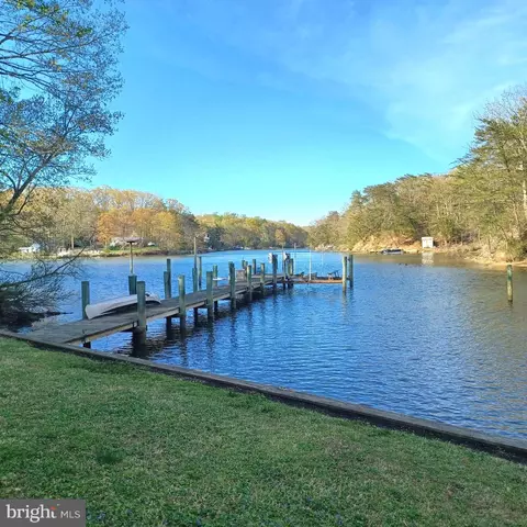375 Swaggers Point Rd, Solomons, MD 20688