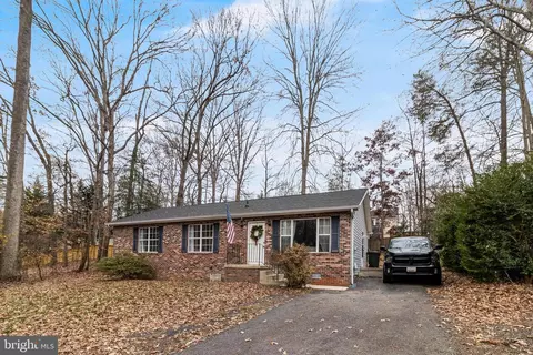 727 Bald Eagle Ln, Lusby, MD 20657