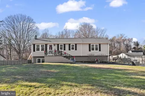 490 Clay Hammond Rd, Prince Frederick, MD 20678