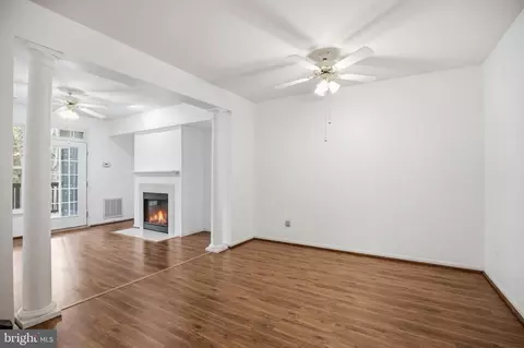 Living - 1003 Leeward Way #1003, Solomons, MD 20688 photo 3 of 4