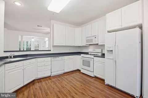 Kitchen - 1003 Leeward Way #1003, Solomons, MD 20688 photo 1 of 2