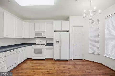 Kitchen - 1003 Leeward Way #1003, Solomons, MD 20688 photo 2 of 2