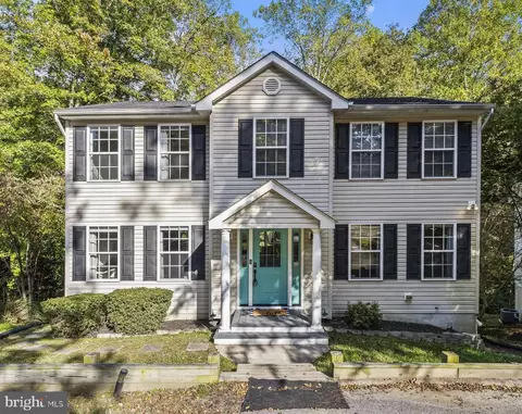 738 Quapaw Ct, Lusby, MD 20657