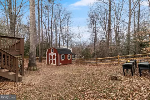 Exterior - 332 Thunderbird Dr, Lusby, MD 20657 photo 7 of 9