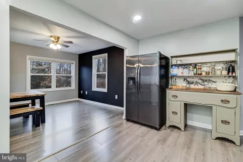 Entry Way - 332 Thunderbird Dr, Lusby, MD 20657 photo 3 of 7