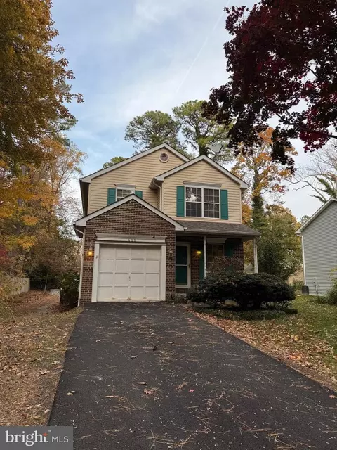 480 Lake Dr, Lusby, MD 20657