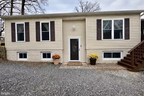 3906 1st St, North Beach, MD 20714