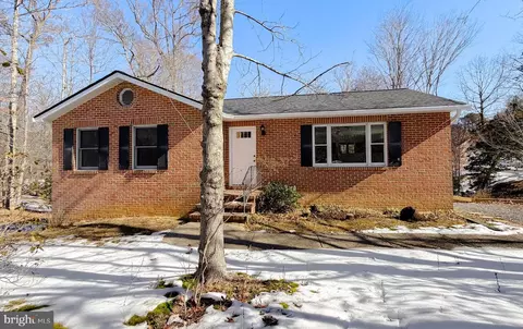 420 Council Bluffs Ct, Lusby, MD 20657