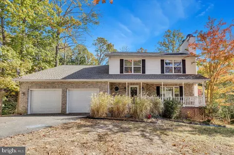 11546 Buckskin Ct, Lusby, MD 20657