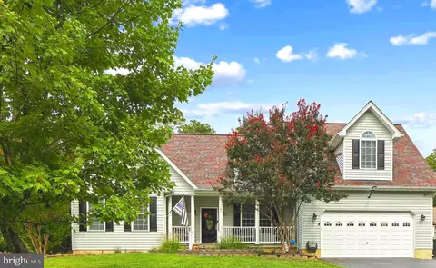 12610 Little Ln, Lusby, MD 20657