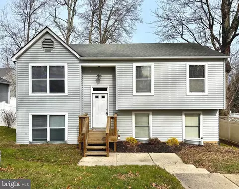 3710 5th St, North Beach, MD 20714