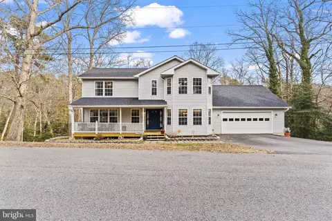12996 Sky View Ln, Lusby, MD 20657