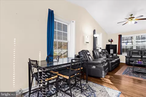 573 Durango Ln, Lusby, MD 20657 photo 8