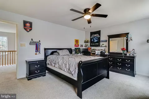 Bedroom - 933 Morello Way, Saint Leonard, MD 20685 photo 5 of 10