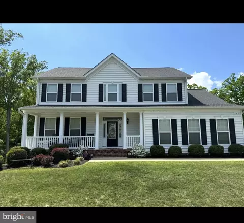 965 Bruno Ln, Lusby, MD 20657