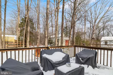 Exterior - 348 Red Cloud Rd, Lusby, MD 20657 photo 4 of 4