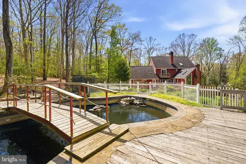 Exterior - 10401 Three Doctors Rd, Dunkirk, MD 20754 photo 10 of 14