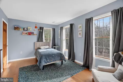 Bedroom - 10401 Three Doctors Rd, Dunkirk, MD 20754 photo 3 of 7