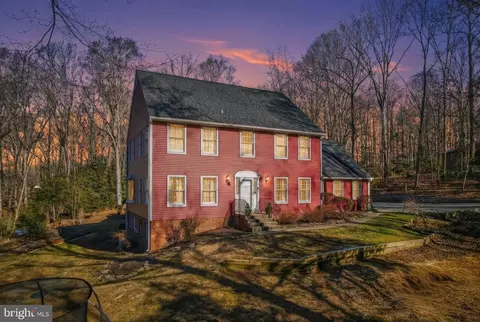 Exterior - 10401 Three Doctors Rd, Dunkirk, MD 20754 photo 2 of 14