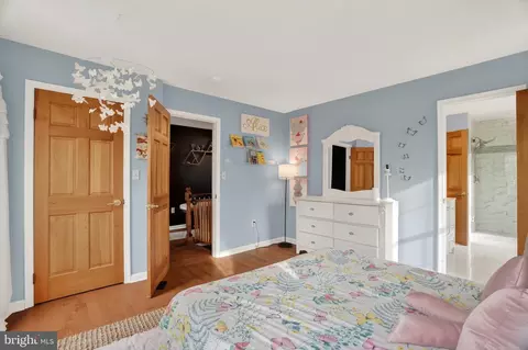Bedroom - 10401 Three Doctors Rd, Dunkirk, MD 20754 photo 6 of 7
