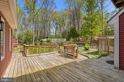 Exterior - 10401 Three Doctors Rd, Dunkirk, MD 20754 photo 5 of 14