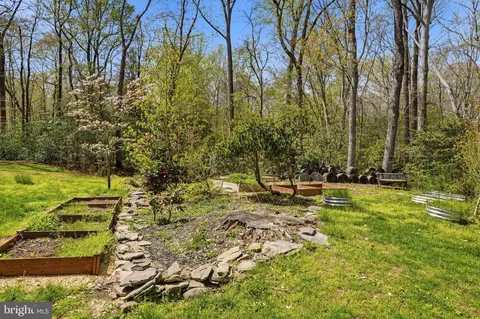 Exterior - 10401 Three Doctors Rd, Dunkirk, MD 20754 photo 13 of 14