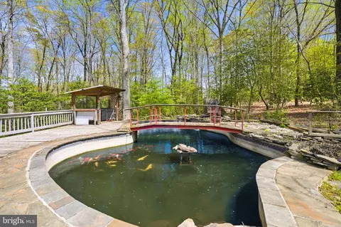 Exterior - 10401 Three Doctors Rd, Dunkirk, MD 20754 photo 11 of 14