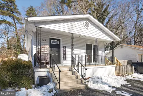 245 Laurel Dr, Lusby, MD 20657