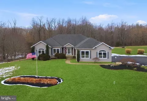 2825 Patuxent Ct, Prince Frederick, MD 20678