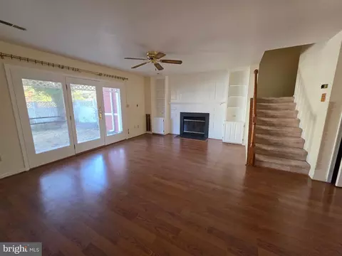 13229 Clipper Cir, Solomons, MD 20688 photo 2