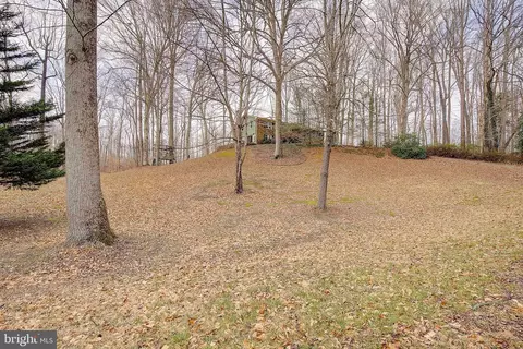 Exterior - 11130 Dumbarton Dr, Dunkirk, MD 20754 photo 11 of 18