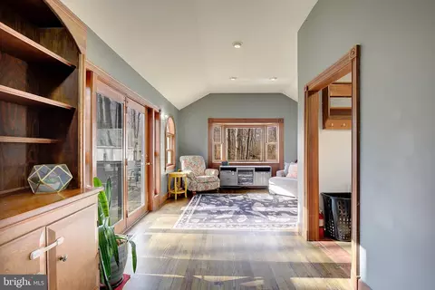 Entry Way - 11130 Dumbarton Dr, Dunkirk, MD 20754 photo 7 of 10