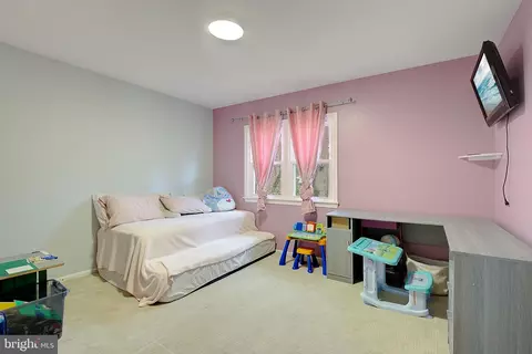 Bedroom - 11130 Dumbarton Dr, Dunkirk, MD 20754 photo 1 of 5