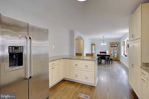 Entry Way - 11130 Dumbarton Dr, Dunkirk, MD 20754 photo 6 of 10
