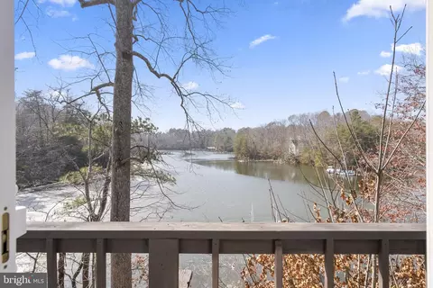 278 Valerie Ln, Lusby, MD 20657