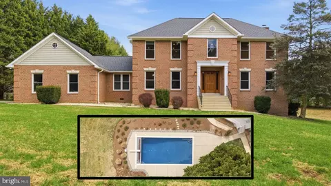 3000 Whispering Dr, Prince Frederick, MD 20678