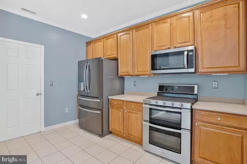 Kitchen - 614 Ruxton Rd #53, Solomons, MD 20688 photo 5 of 5