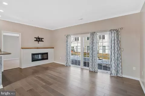 Living - 614 Ruxton Rd #53, Solomons, MD 20688 photo 2 of 5