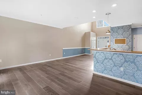 Living - 614 Ruxton Rd #53, Solomons, MD 20688 photo 3 of 5