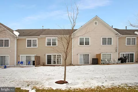 Exterior - 614 Ruxton Rd #53, Solomons, MD 20688 photo 7 of 9
