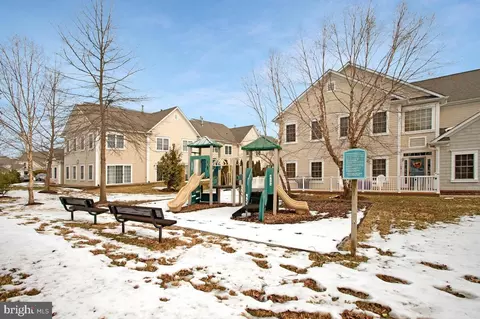 Exterior - 614 Ruxton Rd #53, Solomons, MD 20688 photo 9 of 9