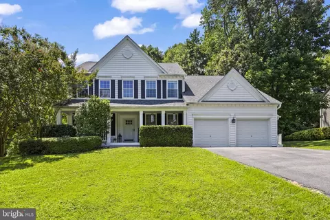 440 Cross Creek Dr, Huntingtown, MD 20639