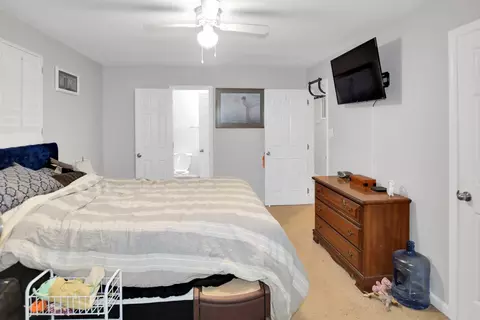 Bedroom - 6337 Dory Ct, Chesapeake Beach, MD 20732 photo 4 of 10