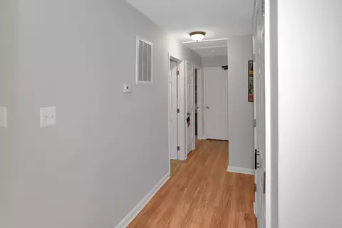Entry Way - 6337 Dory Ct, Chesapeake Beach, MD 20732 photo 2 of 5