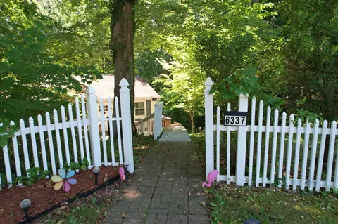 6337 Dory Ct, Chesapeake Beach, MD 20732